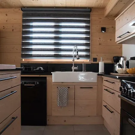 Chalet 4m Et Son