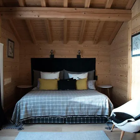 4m Et Son Chalet *